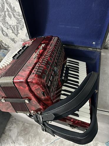 Аккордеоны: Продаю Германский Аккордеон Вельтмейстер метеор абалы эн жакшы жакшы — 1