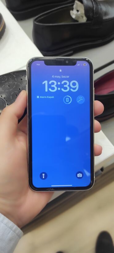 işlenmiş iphone: IPhone 11, 64 GB