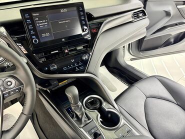 Toyota: Toyota Camry: 2021 г., 2.5 л, Автомат, Бензин, Седан — 7