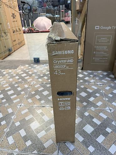 televizor gence: Samsung Crystal UHD TV – U8000F, 43" (108 sm) Xüsusiyyətlər: - Ekran — 1