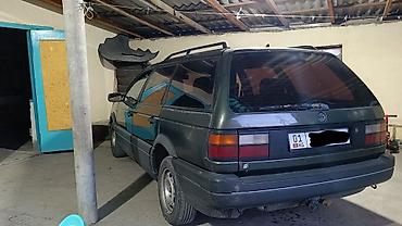 audu a4: Volkswagen Passat: 1990 г., 2 л, Механика, Бензин, Универсал — 4