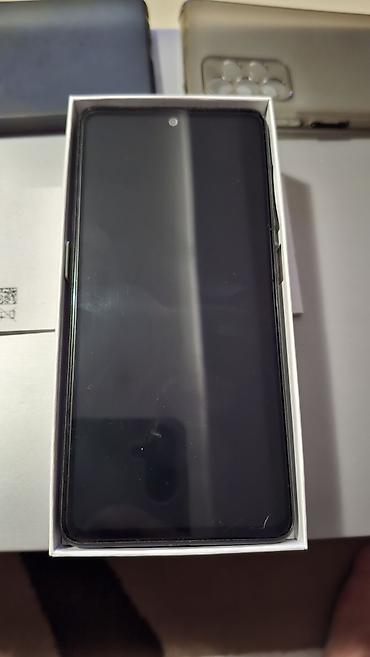 Samsung: Samsung Galaxy A52s 5G – komplet sa originalnom kutijom - Ekran: 6.5" — 1