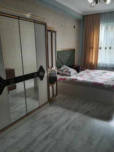 Uzunmüddətli kirayə mənzillər: Mənzil – san/qovşağı və balkon təsviri - Hamam: Divar və döşəmə — 17