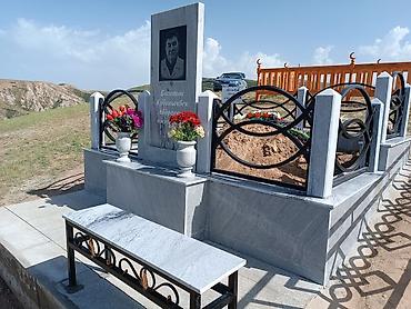 Ритуальные услуги: Изготовление крестов, Облицовка надгробий, Изготовление табличек | Дерево, Габбро, Мрамор | Оформление — 5