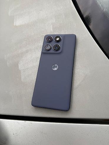 телефон fly cumulus 1: Motorola Edge, 256 ГБ, цвет - Серый, Беспроводная зарядка — 6