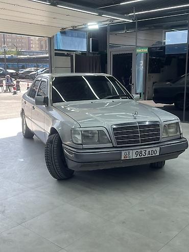 mercedes benz e 200: Mercedes-Benz W124: 1994 г., 2.2 л, Механика, Бензин, Седан — 3