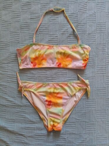 minđuše za devojčice: Two-piece swimsuit