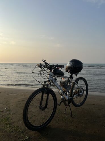 трехколесный велосипед взрослый: Moto velo satılır mator yenidir velosiped özü arginal salcanodu