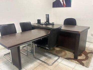 купить мебель для офиса бу: İşlənmiş, Müdir üçün, Künc masa