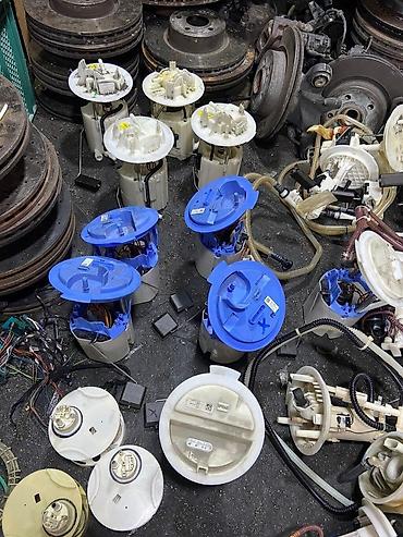 Yanacaq nasosları: Mercedes Benz benzin nasosu Şəhər: Bakı Elanın növü: Ehtiyat — 3