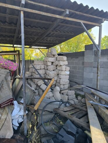 садовая тележка: Отдам бесплатно .самовывоз. в г. Кант