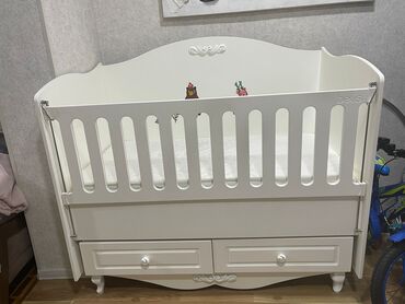 Dolablar: İşlənmiş, Açılan, 3 qapılı Düz dolab, Qarderob, paltar dolabı, Türkiyə — 7