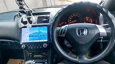 subaru outbec: Honda Accord: 2003 г., 2.4 л, Автомат, Бензин, Универсал — 2