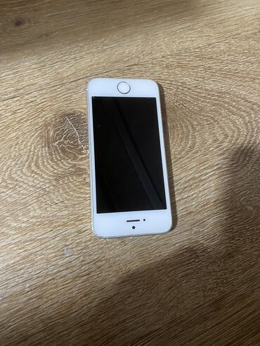 Apple iPhone: IPhone SE, Б/у, 32 ГБ, White Titanium