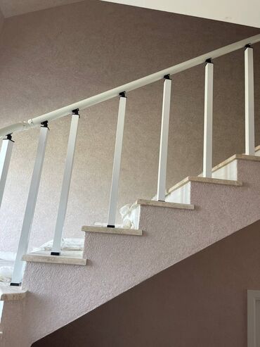 Pilləkən məhəccərləri: Mərmər pilləkənlər üçün metal və dekorativ məhəccər istehsalı və — 3