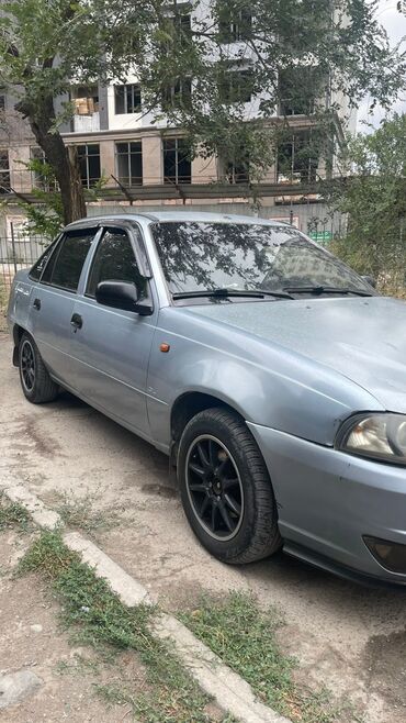 Daewoo: Daewoo Nexia: 2010 г., 1.5 л, Механика, Бензин, Седан