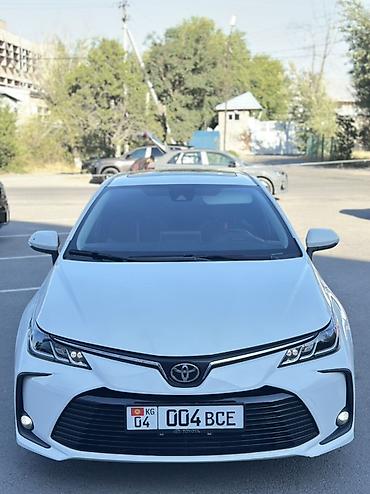 2023: Toyota Corolla: 2023 г., 1.2 л, Автомат, Бензин, Седан — 1