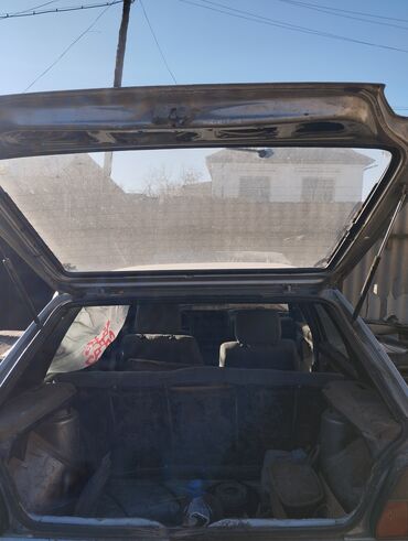 Другие детали кузова: Кузов автомобиля хэтчбек (5 дверей) с салоном и задней подвеской — на — 11