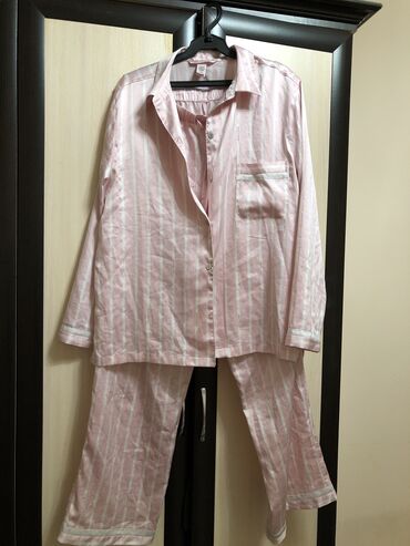 женские пижамы из хлопка: Пижама, В полоску, На пуговицах, L (EU 40)