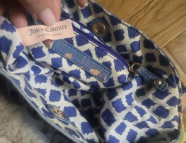 Torbe: JUICY COUTURE platnena torba. Ima nekoliko fleka po njoj i delovi od — 7