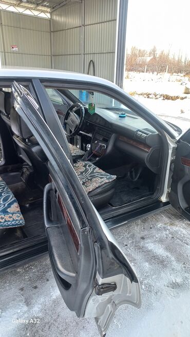 Audi: Audi A6: 1995 г., Механика, Седан — 3