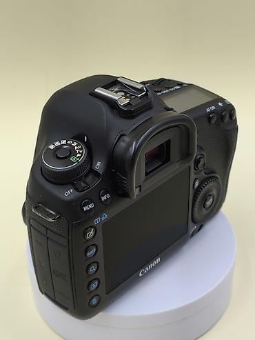 5d mark 3: Canon EOS 5D Mark III – peşəkar tam kadr DSLR fotoaparat gövdəsi. Cəmi — 4