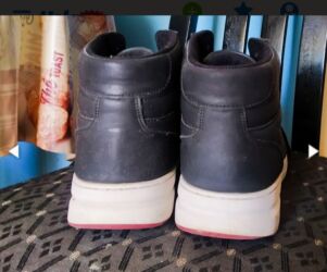 Ostala muška odeća: Muška odeća i obuća dogovor oko cene lično preuzimanje Beograd Novi na lalafo.rs — 7 Ostala muška odeća: Muška odeća i obuća dogovor oko cene lično preuzimanje Beograd Novi — 7