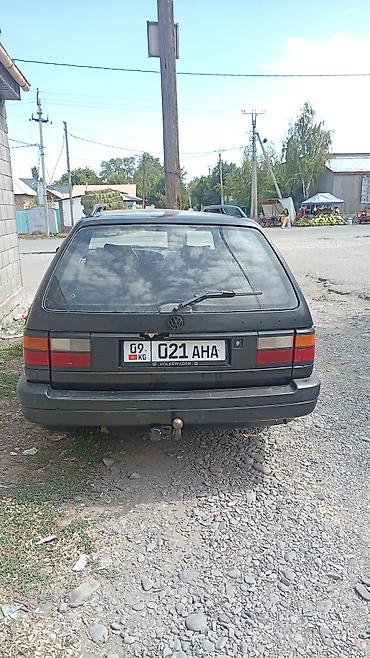 Транспорт: Volkswagen Passat Variant: 1992 г., Механика, Универсал — 5