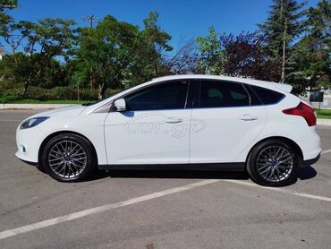 Ford Focus: 1.6 l | 2012 year | 124700 km. Hatchback