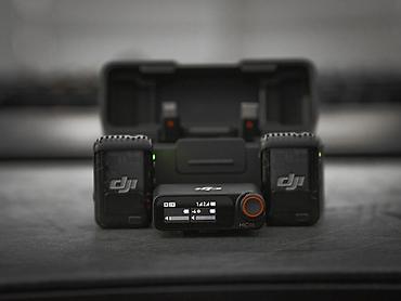 micro cd: Новый(нераспакованный) - Беспроводной петличный микрофон DJI Mic 2 (2 — 1