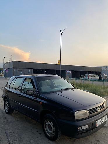 volk racing: Volkswagen Golf: 1993 г., 1.6 л, Механика, Бензин, Хэтчбэк — 2