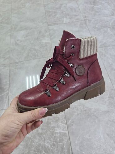 Čizme: Čizme, 37 — 2