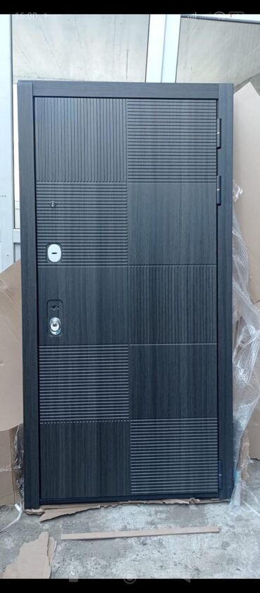 Giriş qapıları: Blok üçün Yeni Giriş qapısı 100x210 sm Çərçivə ilə, Zəmanətli, Ödənişli quraşdırma, Pulsuz çatdırılma — 13