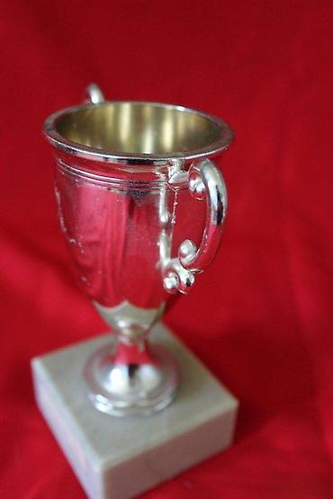 Značke, ordenje i medalje: STARI PEHARI | Stari pehari. Ukupno tri komada, za različite — 1