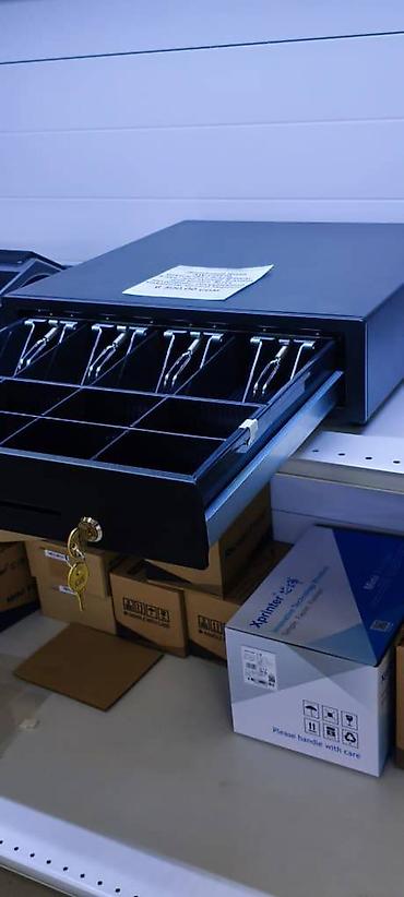 Торговое оборудование: Денежный ящик AW-CD410 4/8 - ящик для хранения наличных денег — 4