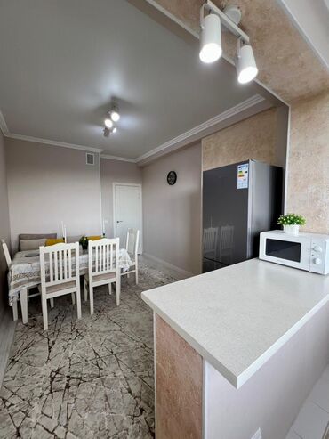 1 комнатная квартира без мебели: 1 комната, 42 м², Элитка, 8 этаж, Дизайнерский ремонт