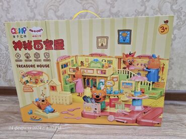 Игрушки: Дом "Три кота"
Отличный подарок для вашего ребёнка 
Цена: 2400с