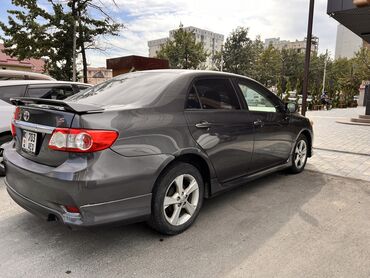 тайота каролла 2012: Toyota Corolla: 2011 г., 1.8 л, Автомат, Бензин, Седан