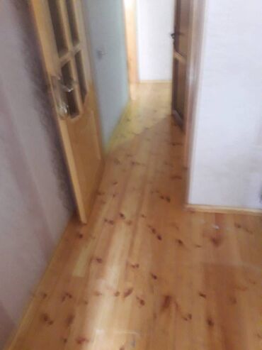 Uzunmüddətli kirayə mənzillər: Mənzil kirayə verilir. 2 otaq (1-2 düzəlmə). 5.3 mər, 40 kv Sabunçu — 4