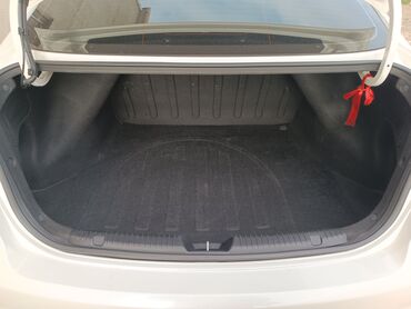 Kia: Kia K3: 1.6 l | 2017 il Sedan — 9