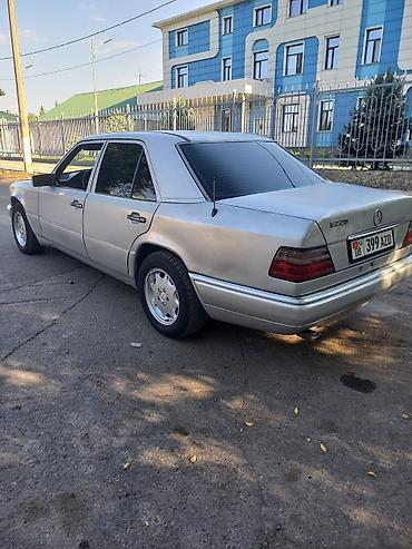 вольво машина: Mercedes-Benz E-Class: 1994 г., 2.2 л, Автомат, Бензин, Седан — 3