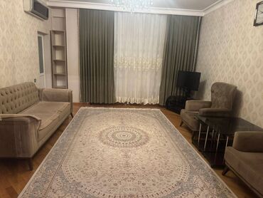 Uzunmüddətli kirayə mənzillər: Xətai Rayonu Həzi Aslanov Metrosu 2 otaq. Mərtəbə - 17/7 Otaq sayı — 1