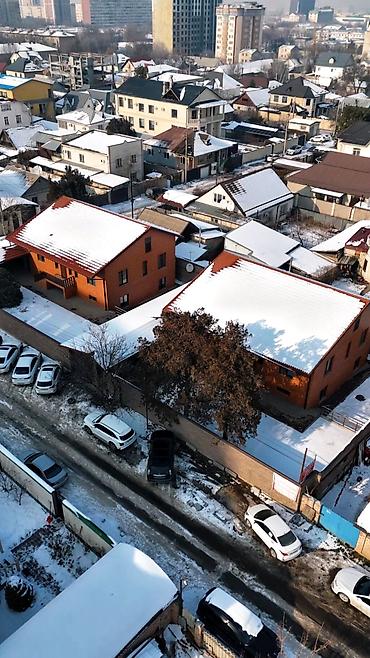 Продажа коттеджей и домов: Два новых дома на соседних участках в современном европейском стиле — 18