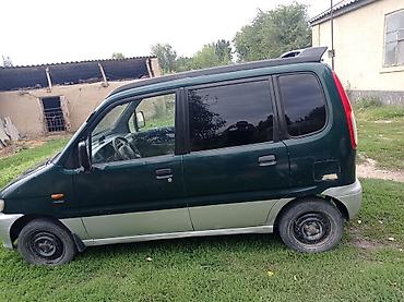 низкий кабина: Daihatsu Move: 2001 г., 1 л, Механика, Бензин, Минивэн — 3