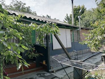 продаю дом в ак ордо 1: Үй, 120 кв. м, 7 бөлмө, Менчик ээси, Эски ремонт