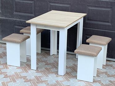 Masa və oturacaq dəstləri: 4 stul — 19