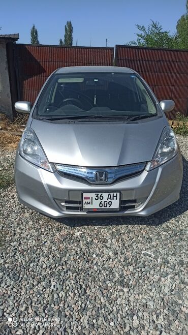 авто с последующим выкупом бишкек фит: Honda Fit: 2013 г., 1.3 л, Автомат, Гибрид