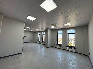 под любой бизнес: Сдаю The entire office: 65 м², В бизнес центре, С ремонтом, С отдельным сан узлом, С системой безопасности, With parking — 2