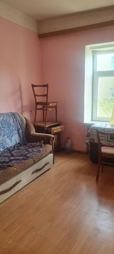 Uzunmüddətli kirayə mənzillər: Orta təmir əşyalı 2 otağa düzəlmədir parkın aşağı hissəsi