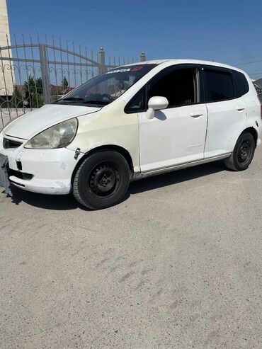 Honda: Honda Fit: 2004 г., 1.3 л, Вариатор, Бензин, Хэтчбэк